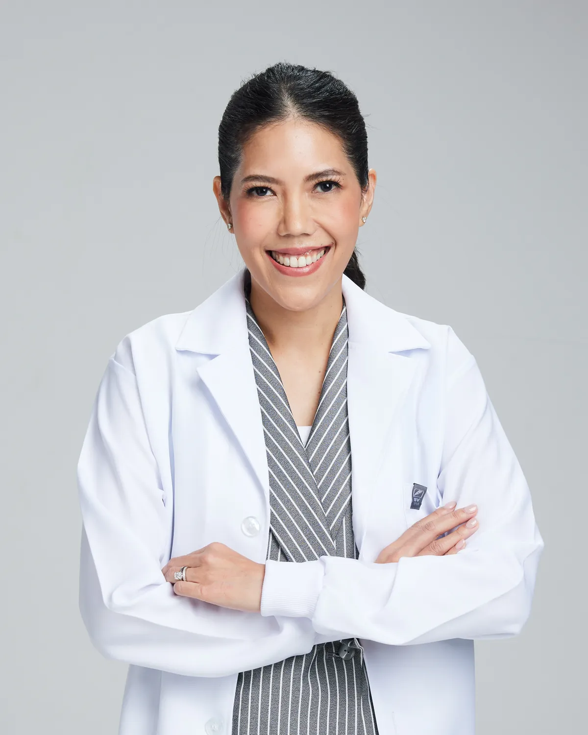 ดร. ทพญ. พีรนุช เจนหรรษา (หมอแค) ทันตแพทย์จัดฟัน คลินิกทันตกรรมทูธบูทีค